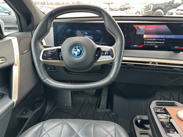 Used 2023 BMW iX xDrive50 w/ Premium Package image 18