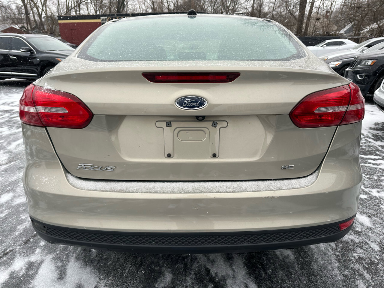 Used 2016 Ford Focus SE w/ SE Cold Weather Package image 6