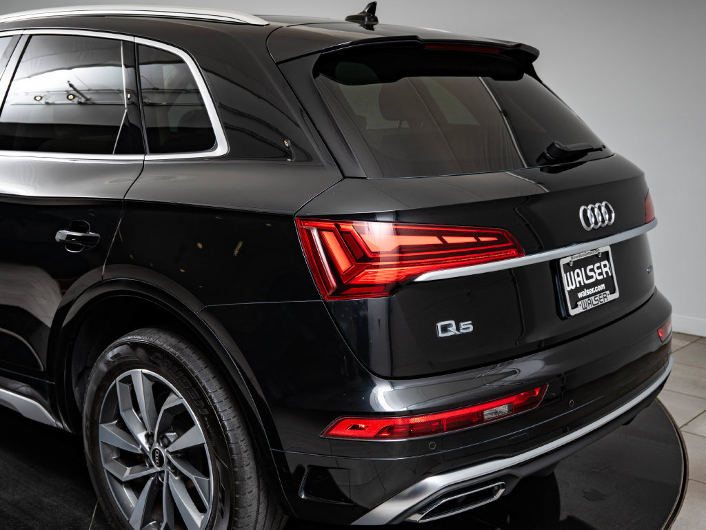 Used 2023 Audi Q5 2.0T Premium Plus w/ Premium Plus Package AWD/4WD image 19