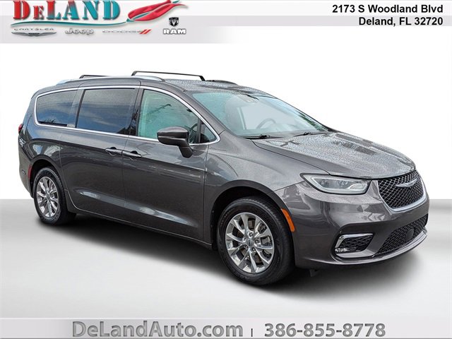 Used 2021 Chrysler Pacifica Touring-L