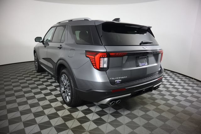Used 2025 Ford Explorer Platinum w/ Ultimate Package AWD/4WD image 5
