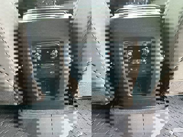 Used 2024 Chevrolet Tahoe Z71 w/ Luxury Package AWD/4WD image 15