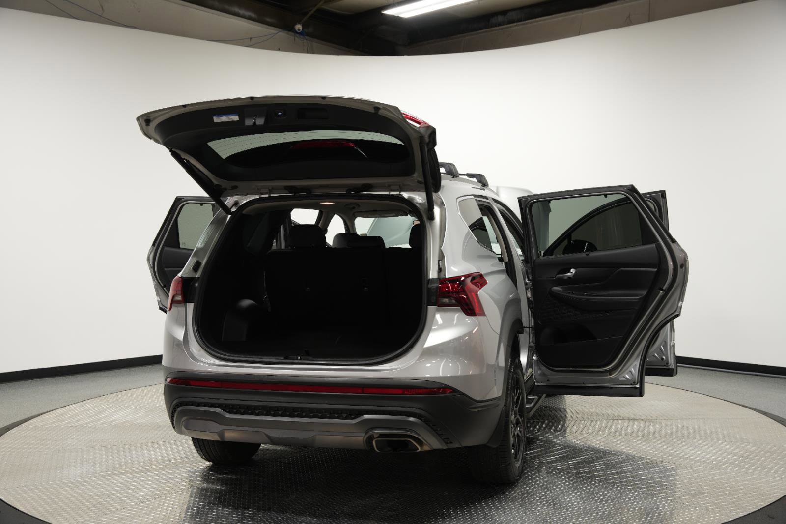 Used 2022 Hyundai Santa Fe XRT image 10