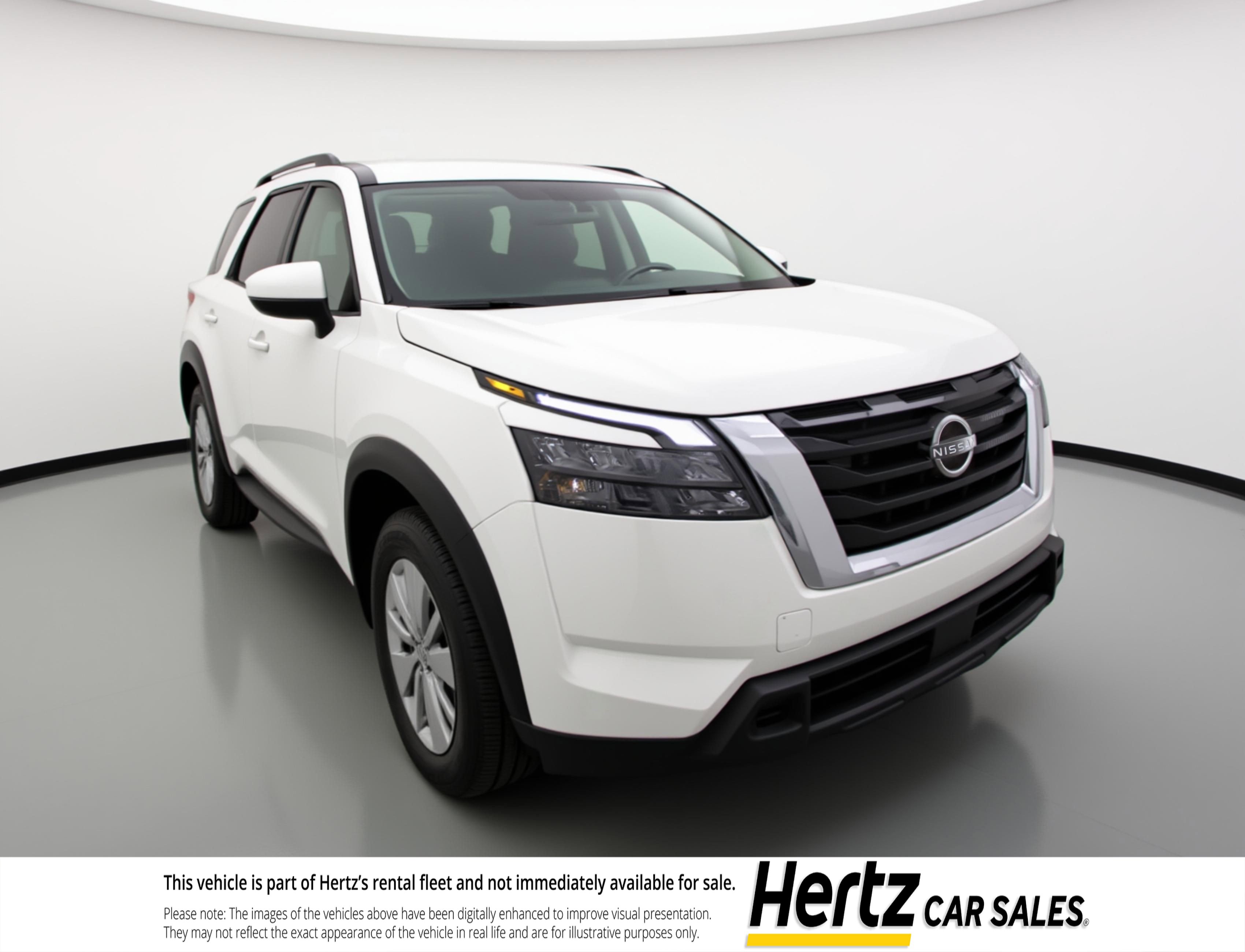 Used 2025 Nissan Pathfinder SV