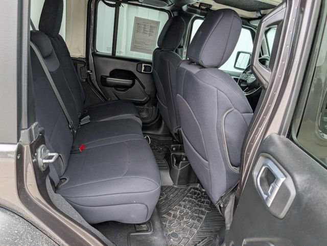 Used 2021 Jeep Wrangler Unlimited Sport AWD/4WD image 16