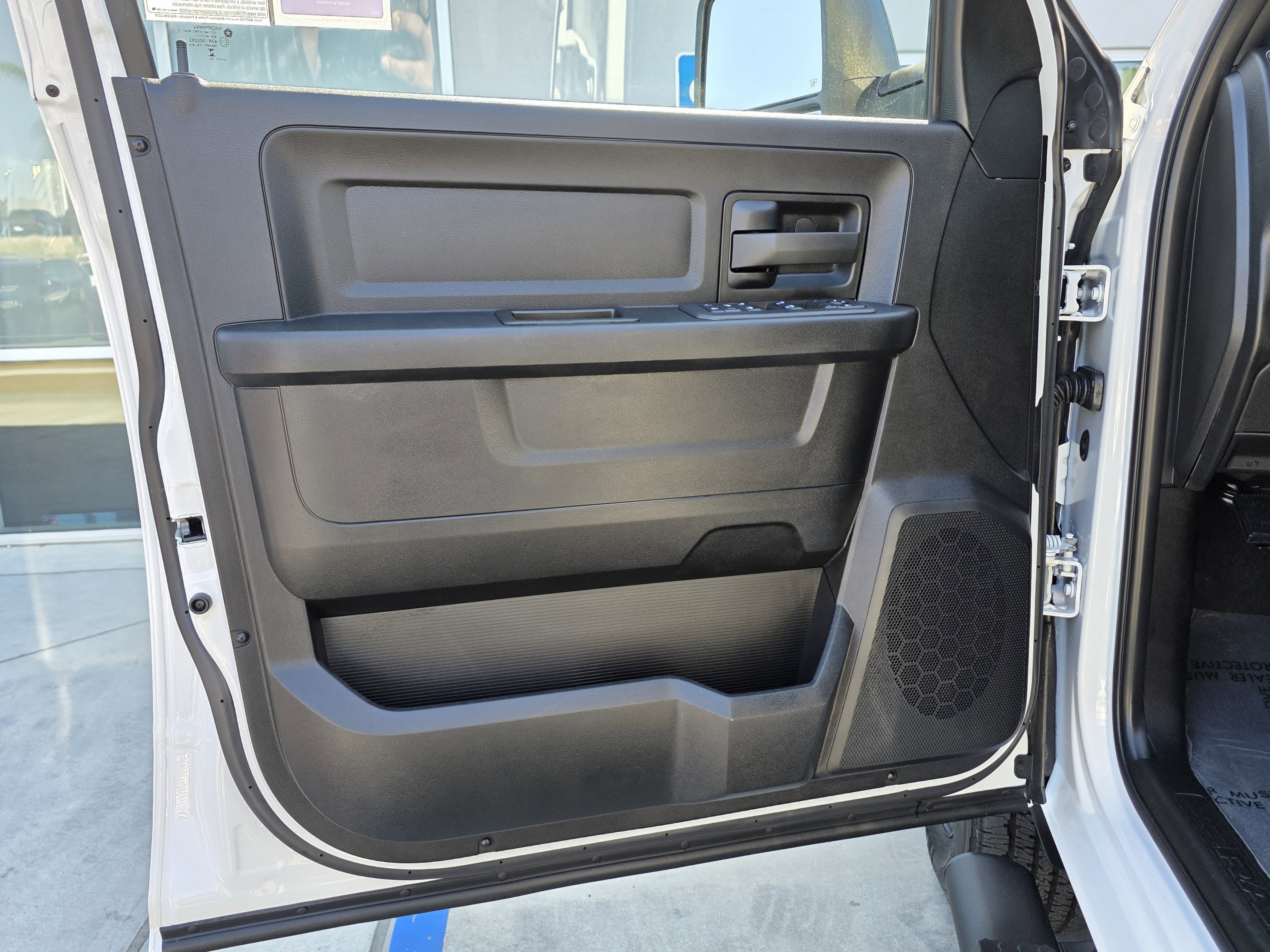 New 2026 RAM 2500 Tradesman AWD/4WD image 10