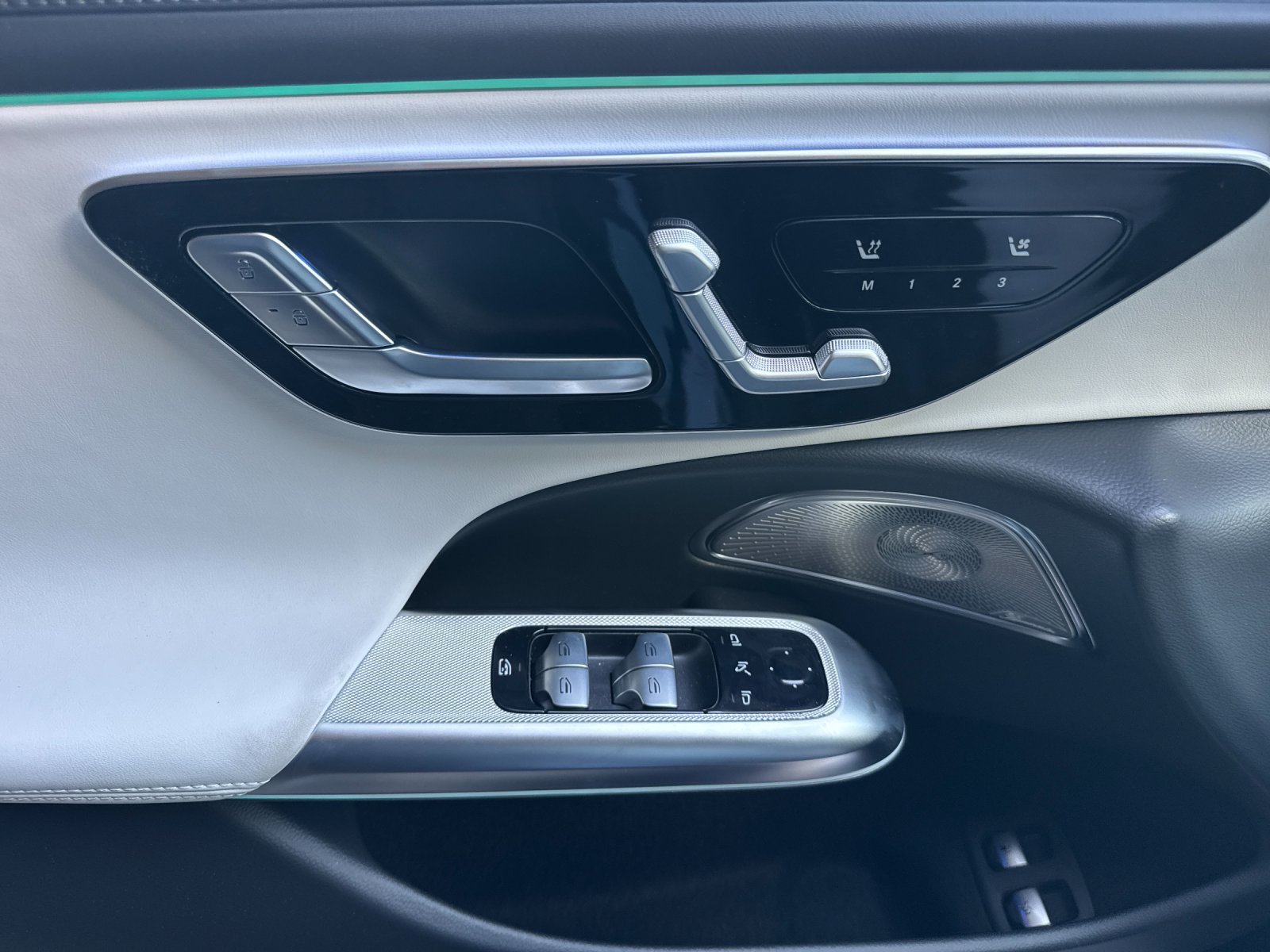New 2027 Mercedes-Benz E 53 AMG e 4MATIC Sedan image 11