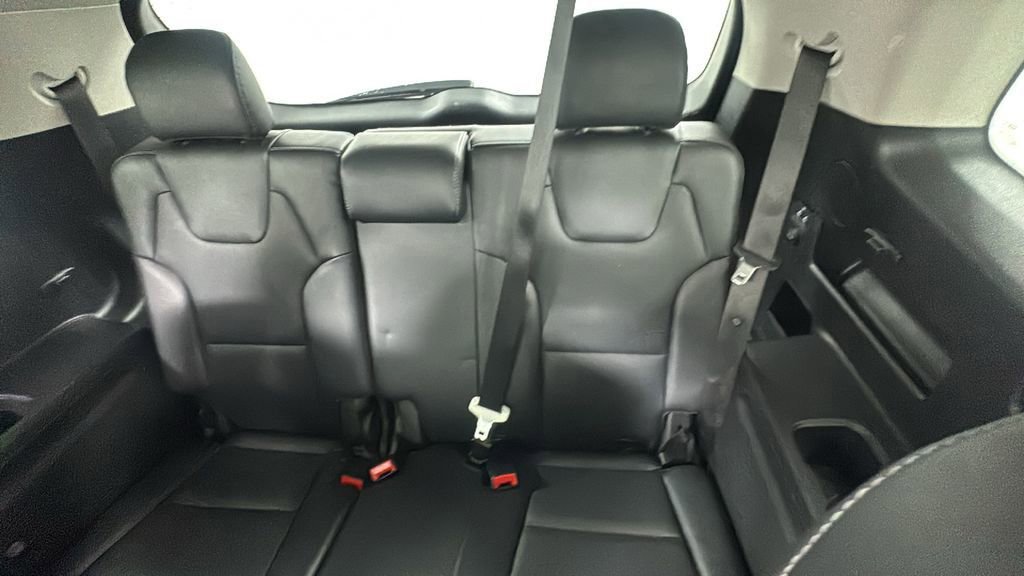 Used 2025 Kia Telluride S image 15