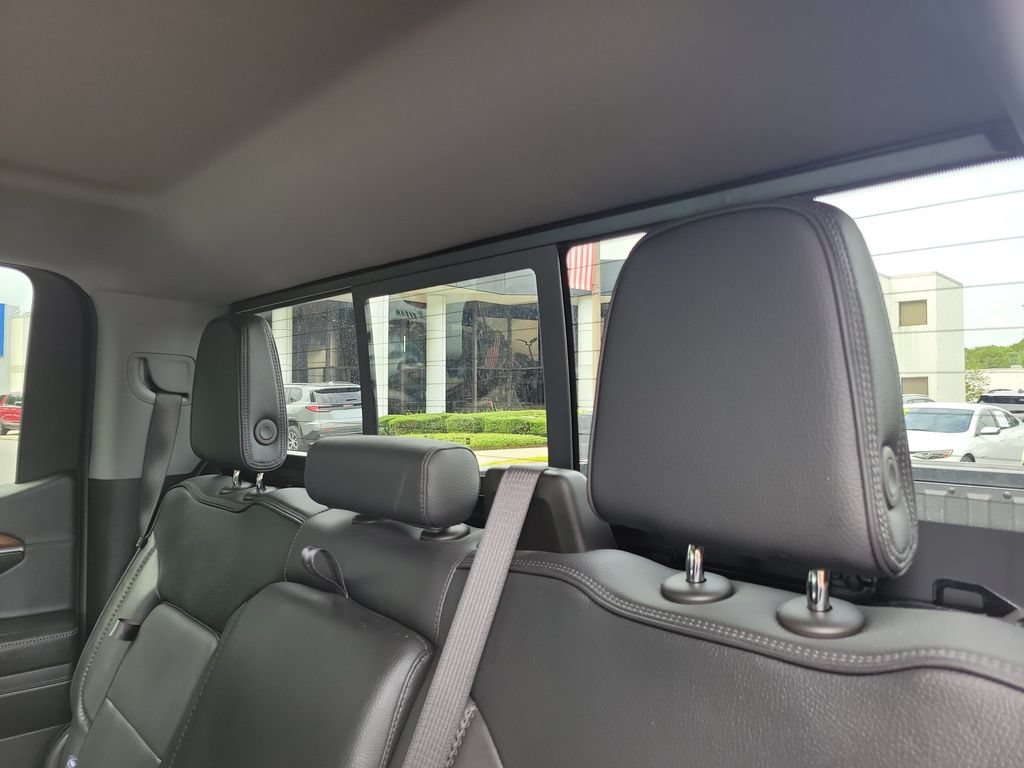 Used 2024 GMC Sierra 1500 Denali w/ Denali Reserve Package AWD/4WD image 13