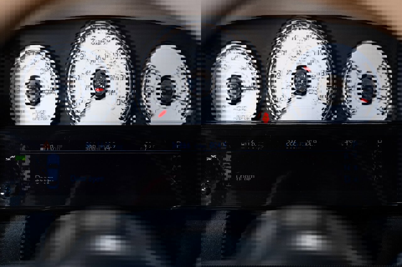 Used 2019 Rolls-Royce Wraith image 17