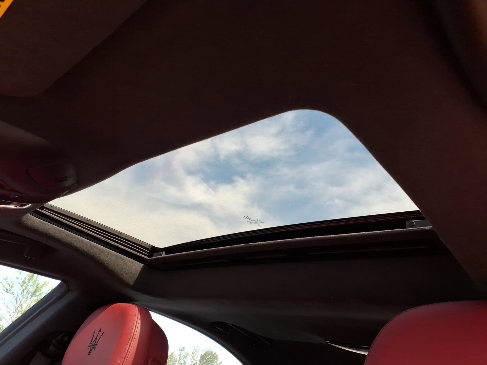Used 2022 Maserati Ghibli Modena RWD image 7