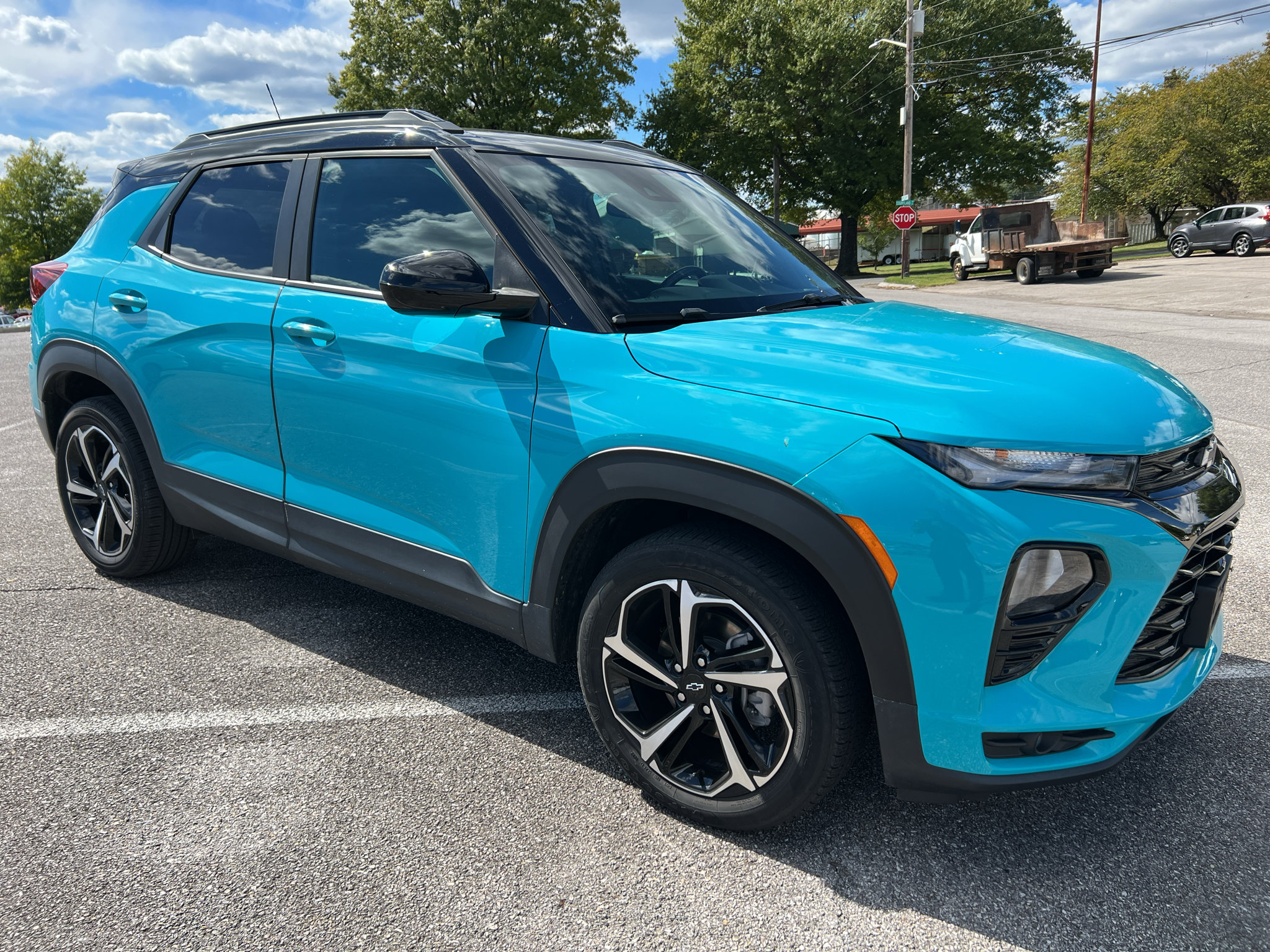 Used 2021 Chevrolet TrailBlazer RS w/ Technology Package FWD image 1