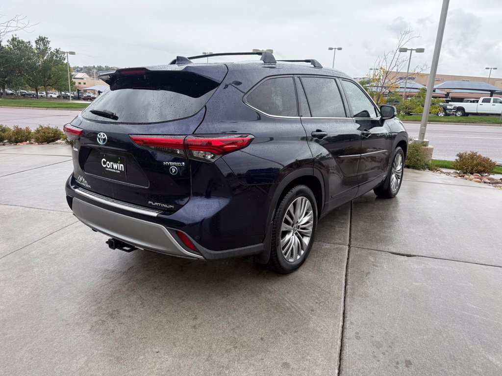 Used 2022 Toyota Highlander Platinum AWD/4WD image 8