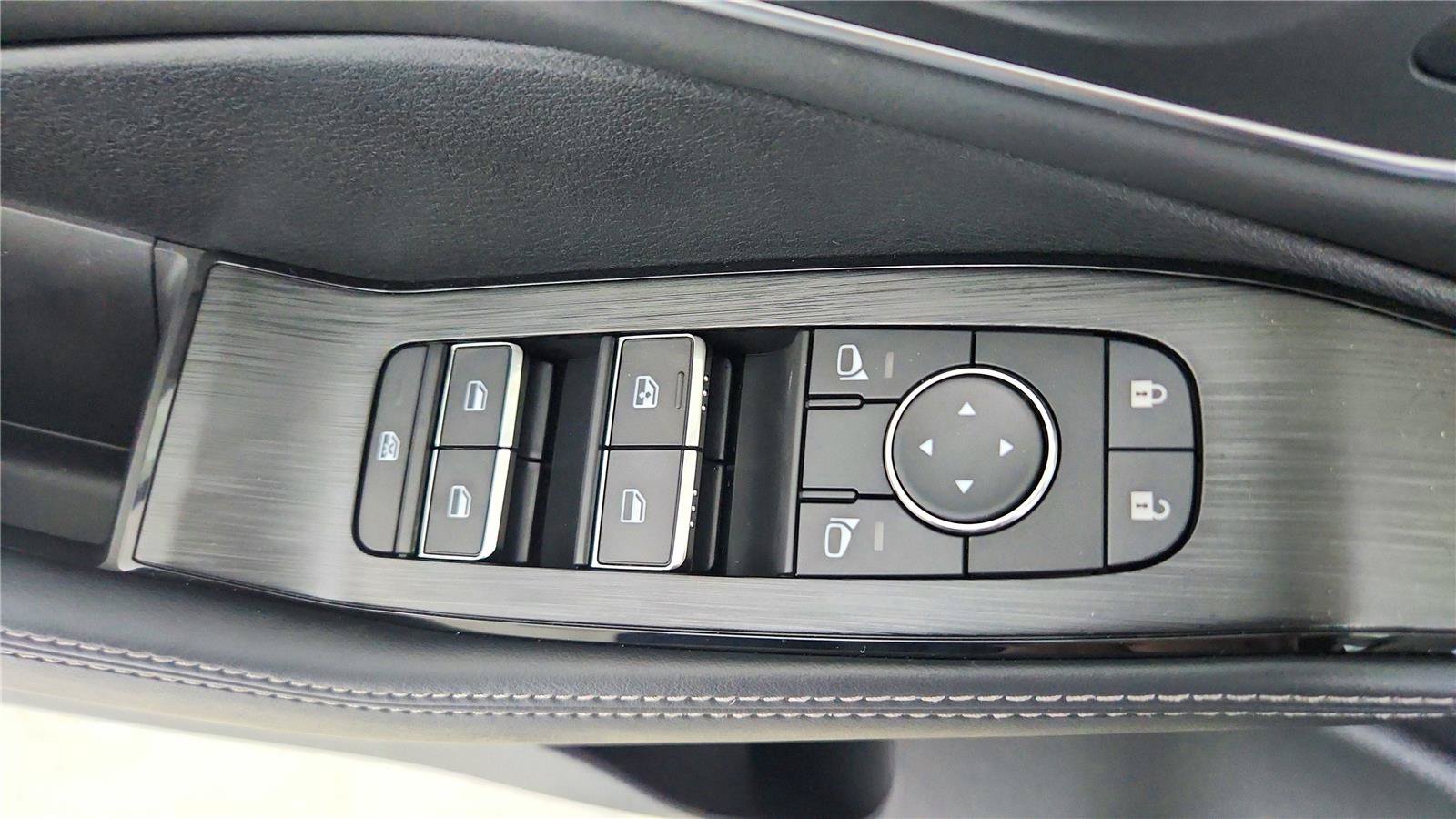 New 2026 Nissan Rogue Platinum w/ Platinum Premium Package AWD/4WD image 29