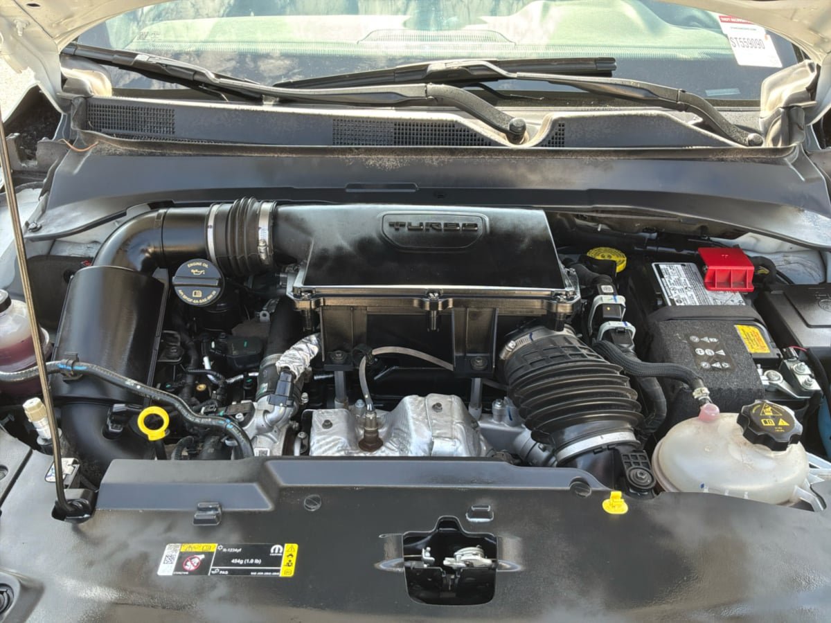 Used 2025 Jeep Compass Trailhawk AWD/4WD image 22