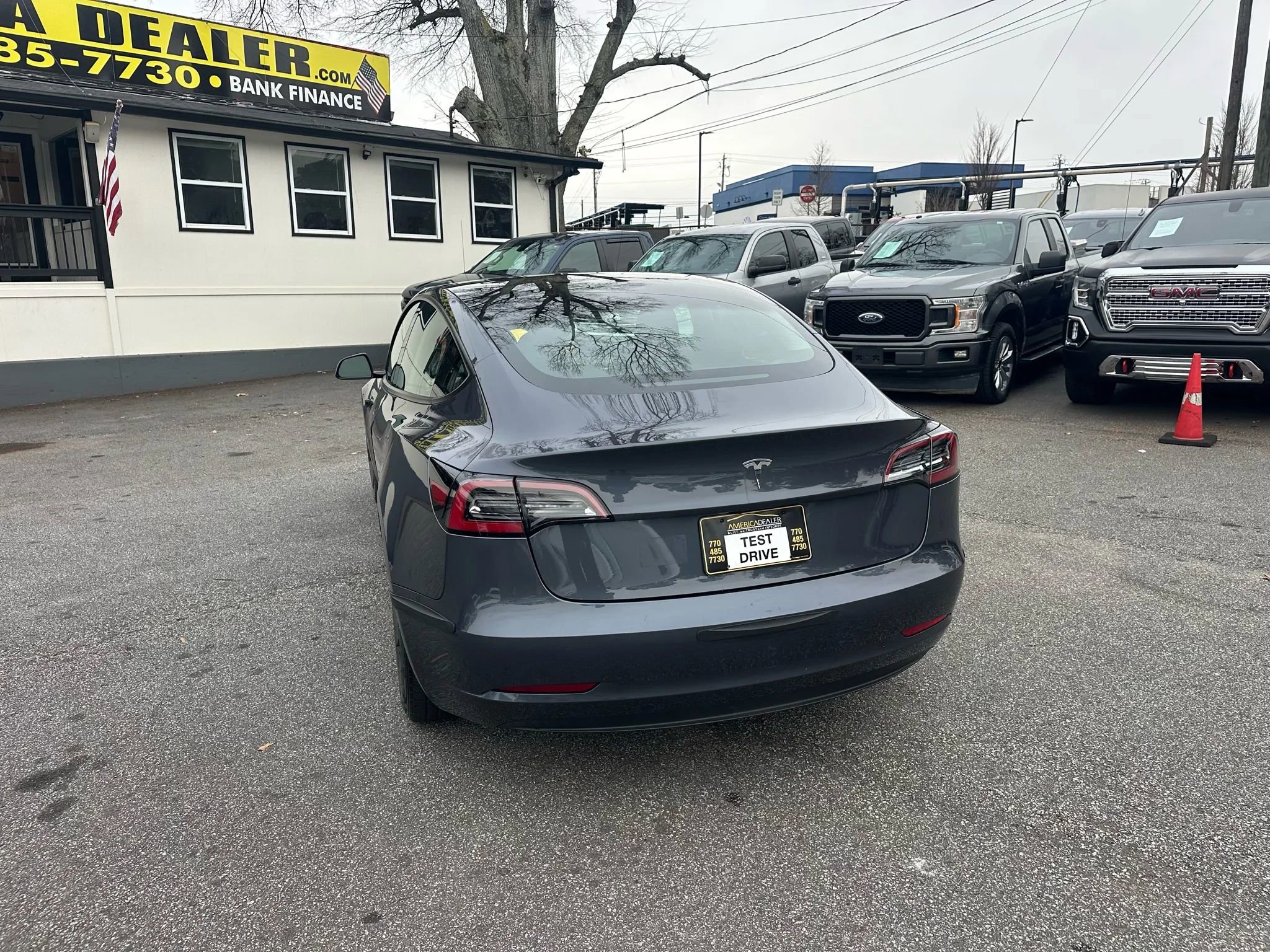 Used 2023 Tesla Model 3 Standard Range RWD image 6