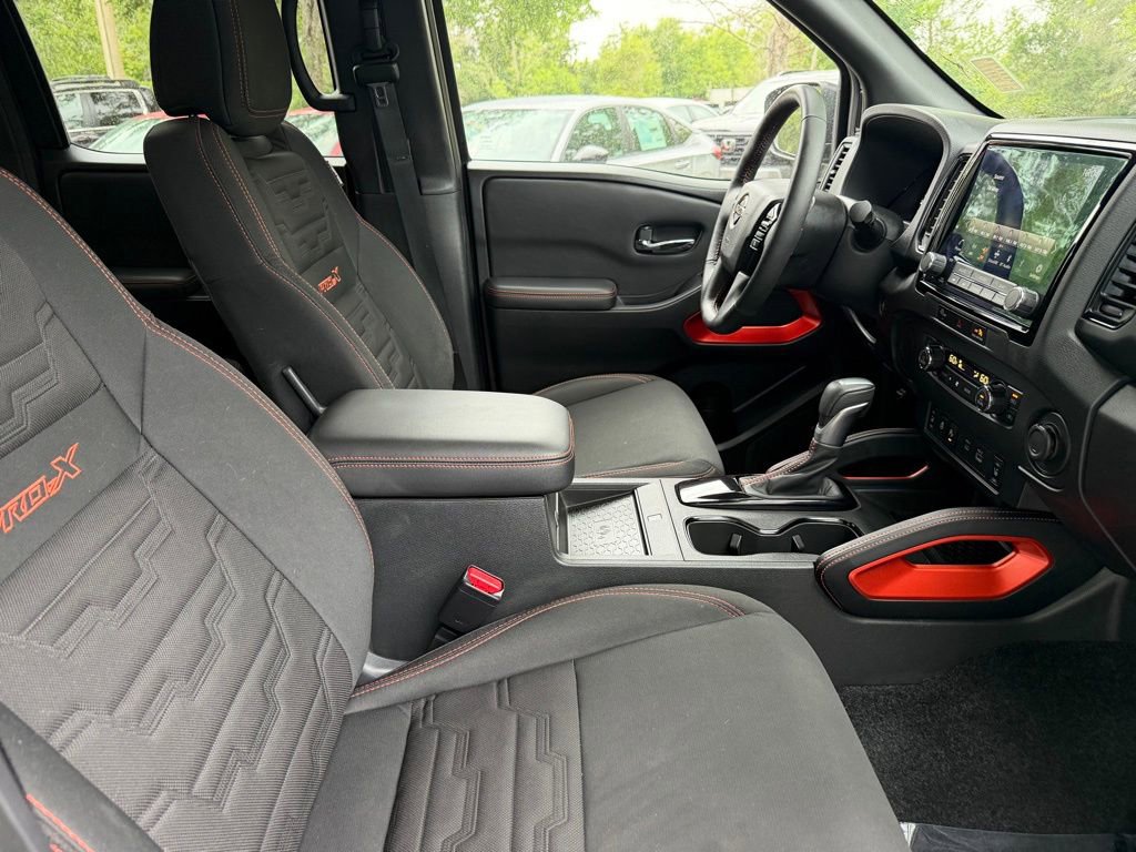 Used 2023 Nissan Frontier Pro-X w/ Pro Convenience Package image 8