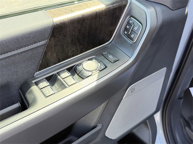 New 2025 Ford F250 Lariat w/ Lariat Ultimate Package image 19