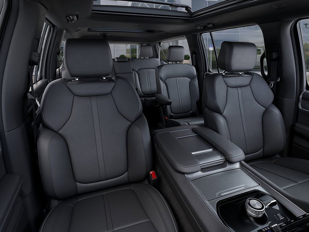 New 2025 Jeep Wagoneer L Series II w/ Premium Group I AWD/4WD image 16