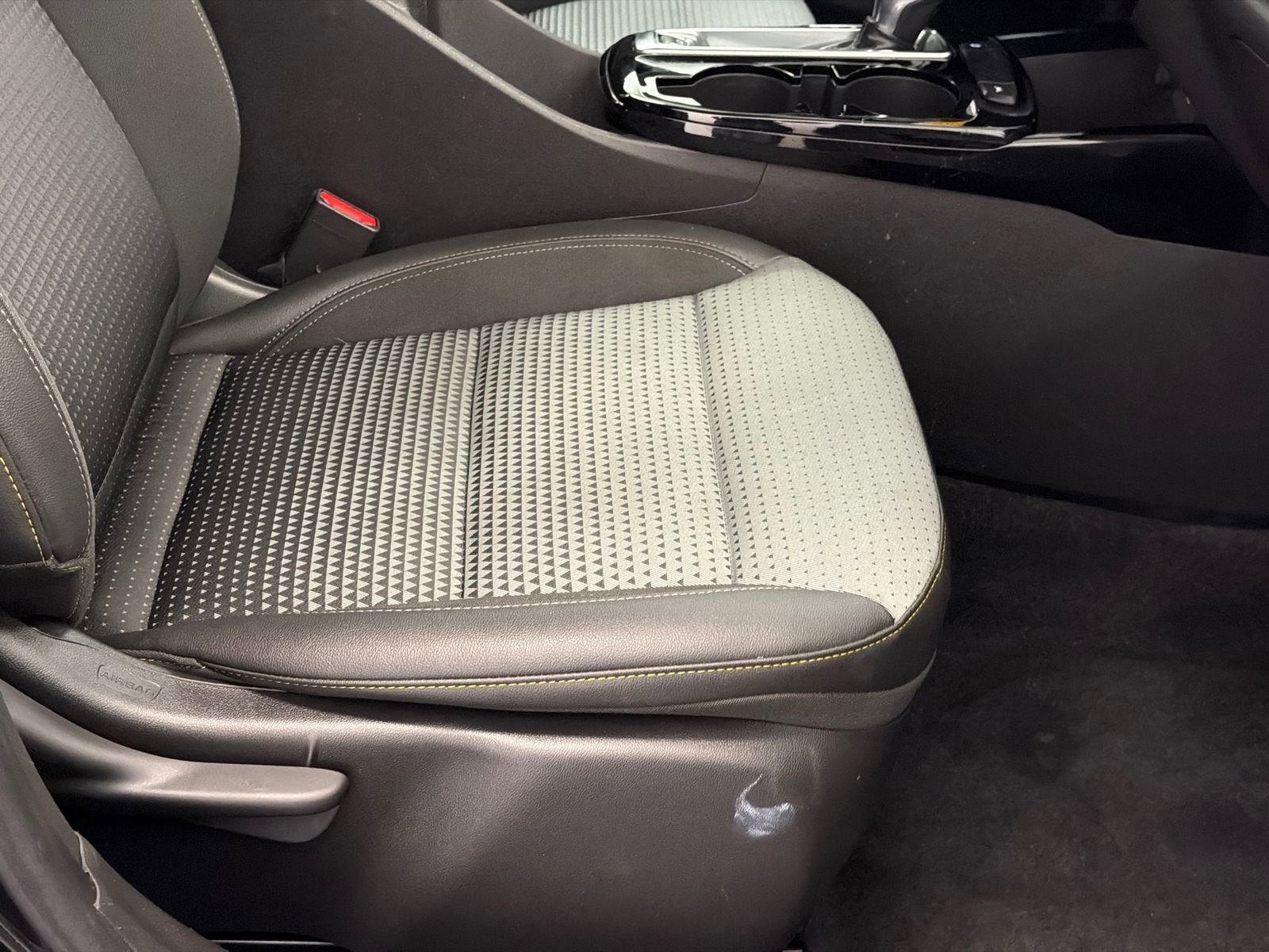 Used 2024 Chevrolet Trax LT image 11