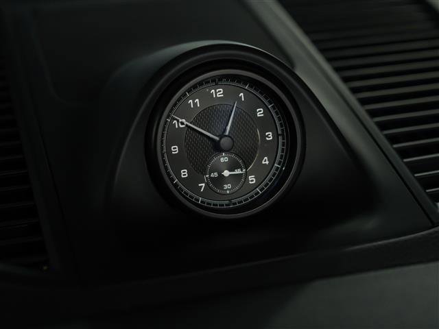 Certified 2025 Porsche Macan image 24