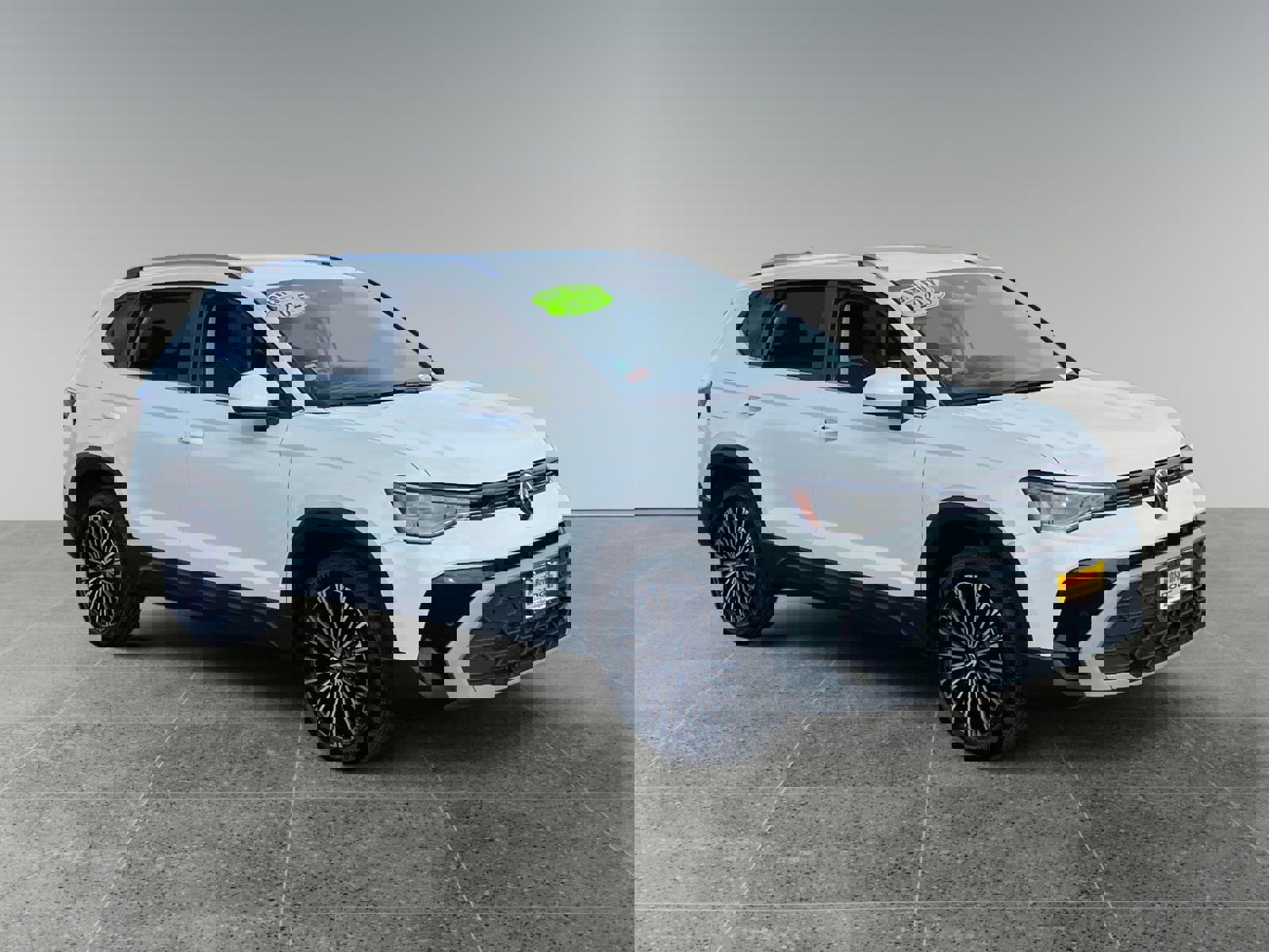 Used 2025 Volkswagen Taos SE image 7