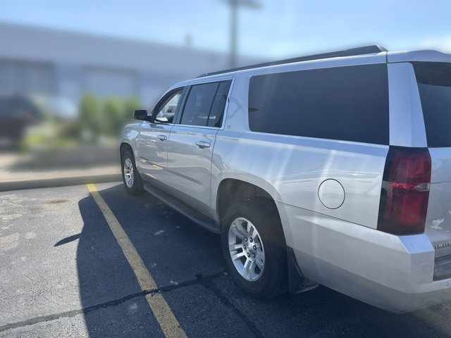 Used 2019 Chevrolet Suburban LT AWD/4WD image 42