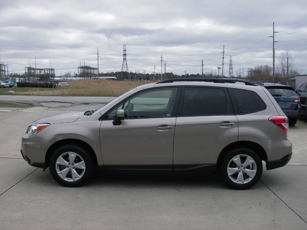 Used 2016 Subaru Forester 2.5i Premium w/ Popular Package #1 image 10
