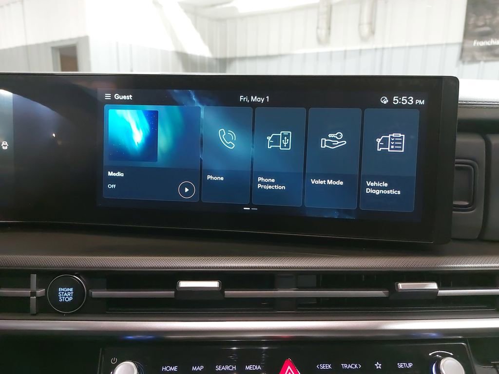 Used 2025 Hyundai Santa Fe SE FWD image 22