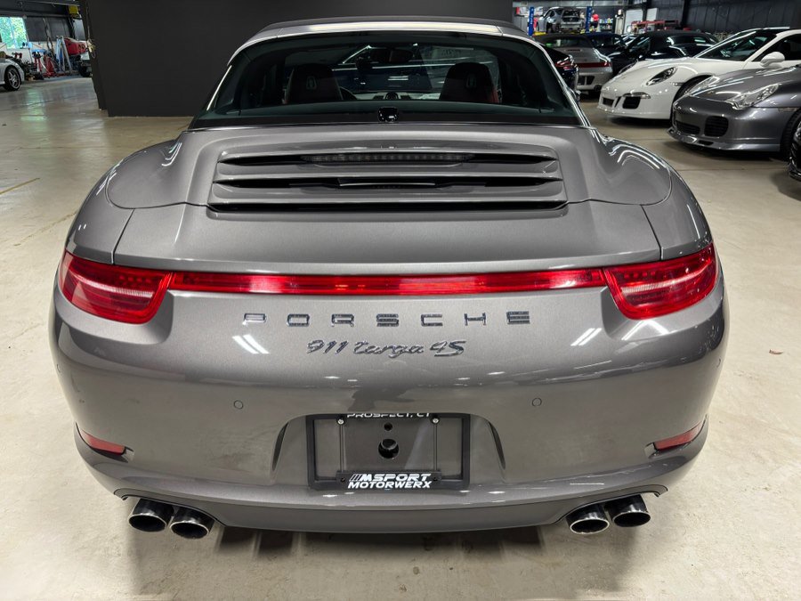 Used 2015 Porsche 911 Targa 4S AWD/4WD image 2