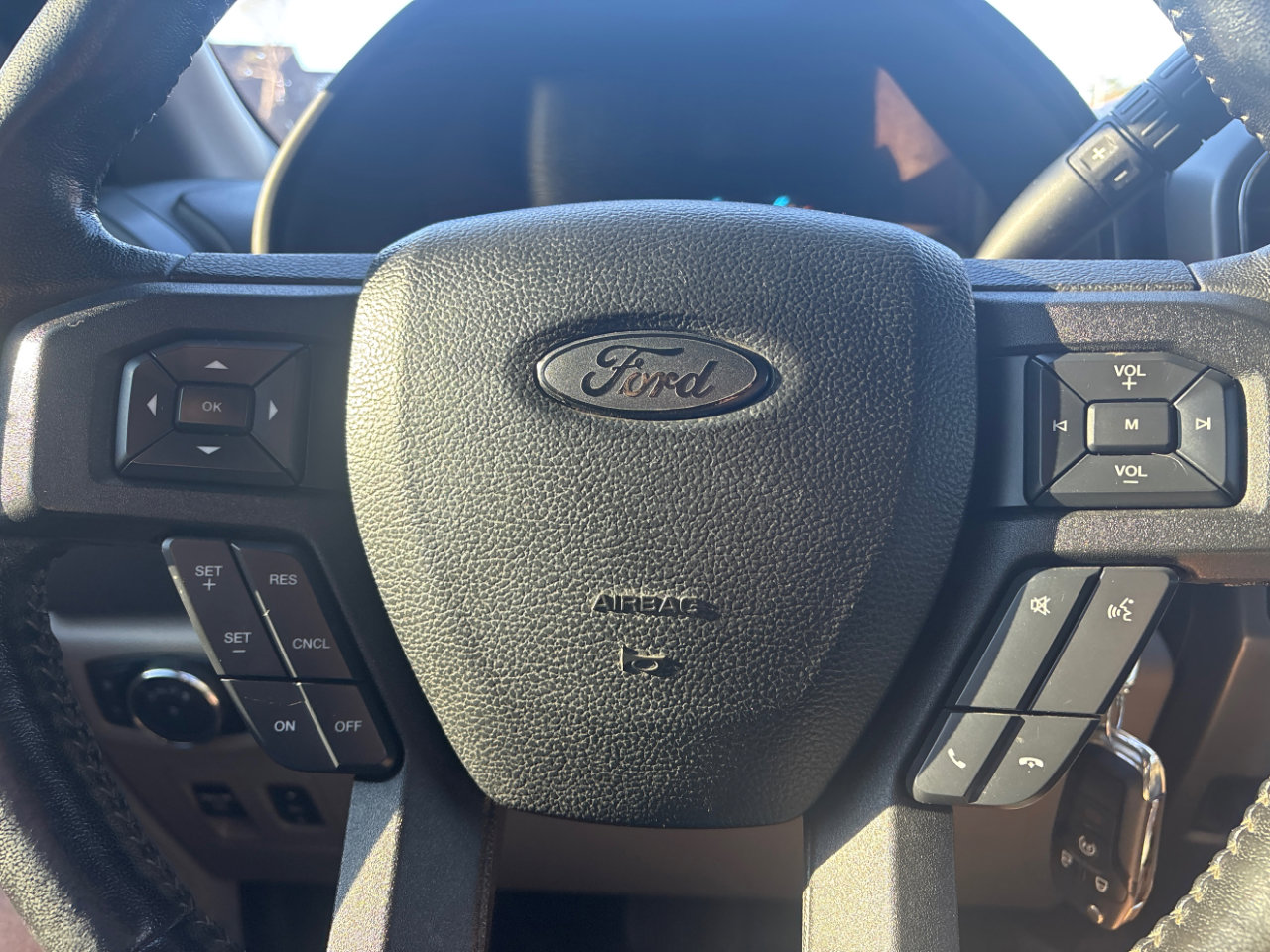 Used 2018 Ford F150 XLT w/ Equipment Group 302A Luxury image 18