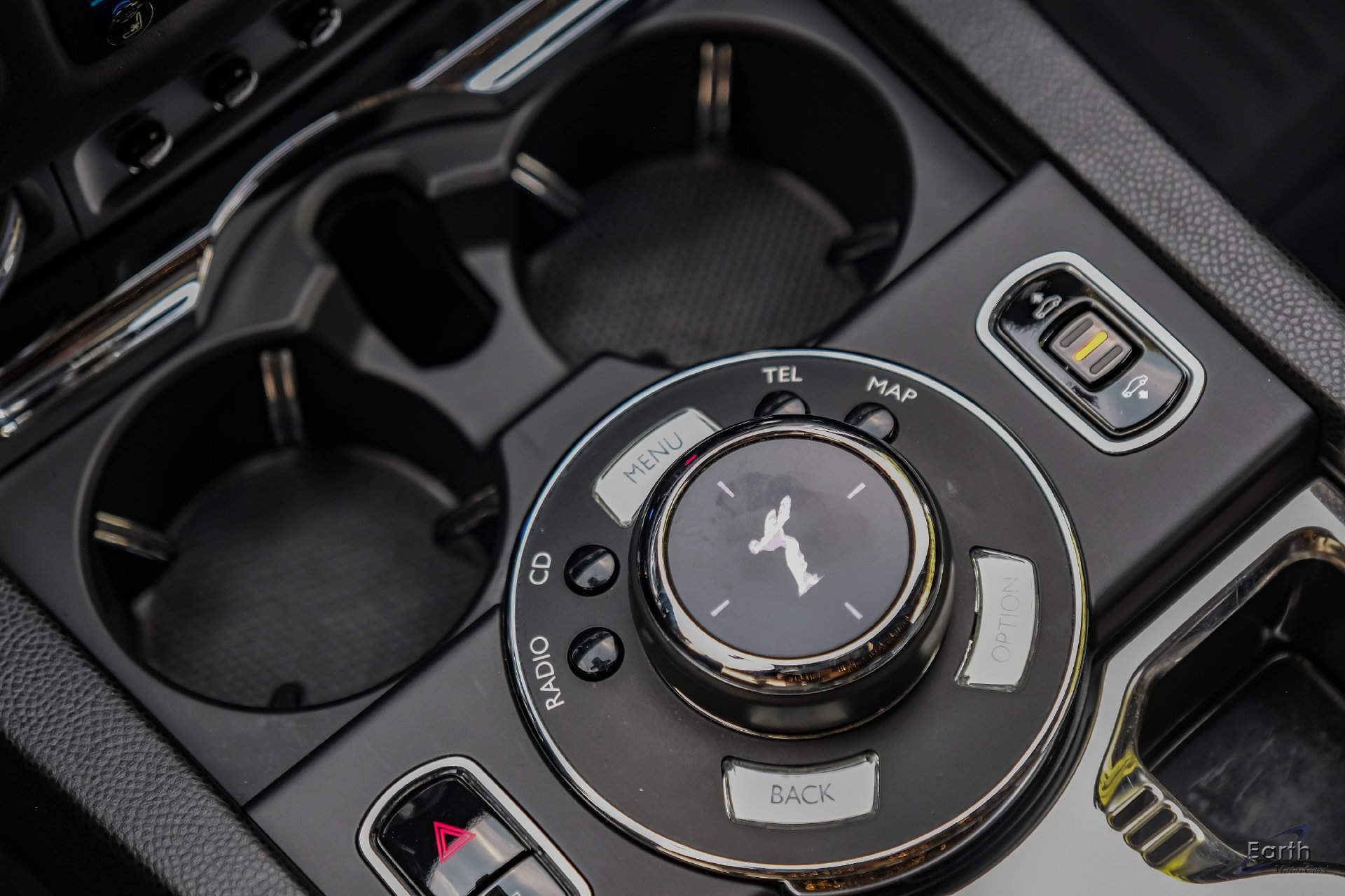 Used 2016 Rolls-Royce Wraith RWD image 56