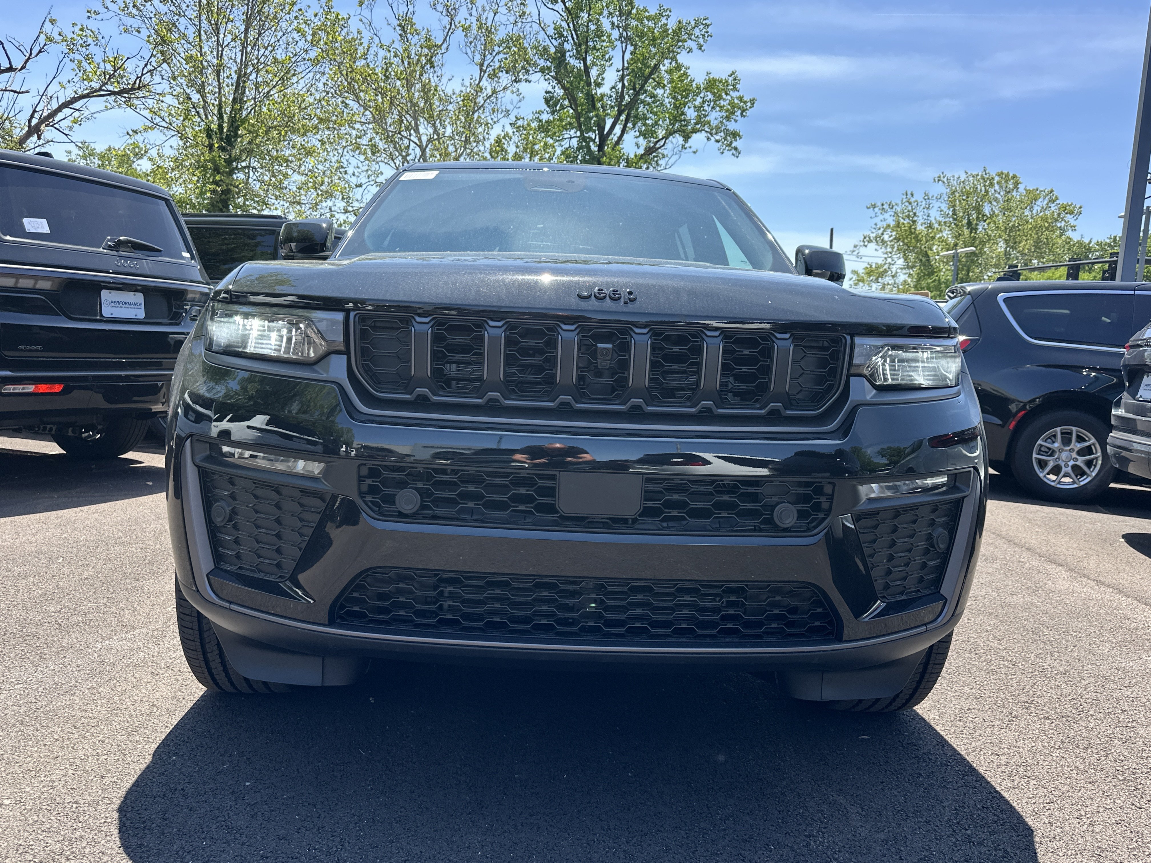 New 2026 Jeep Grand Cherokee L Limited AWD/4WD image 19
