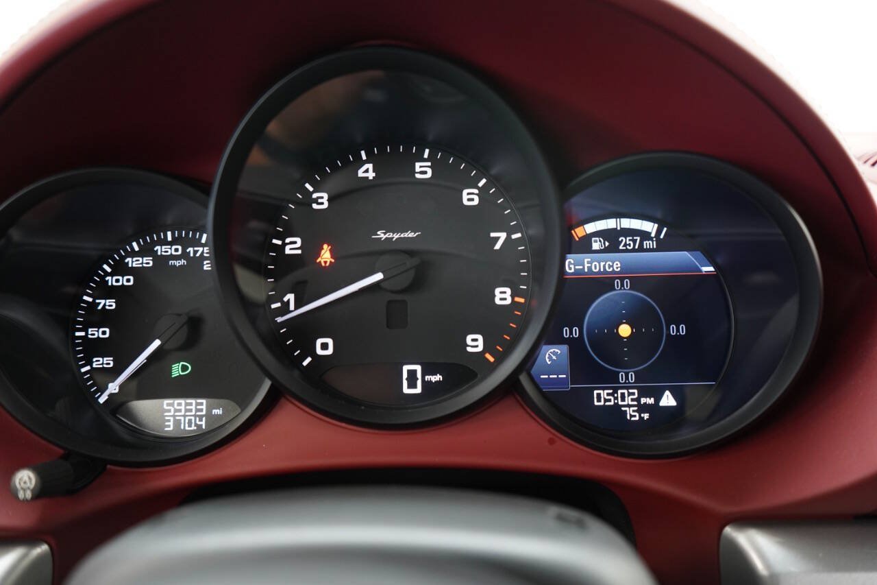 Used 2020 Porsche 718 Boxster Spyder RWD image 85