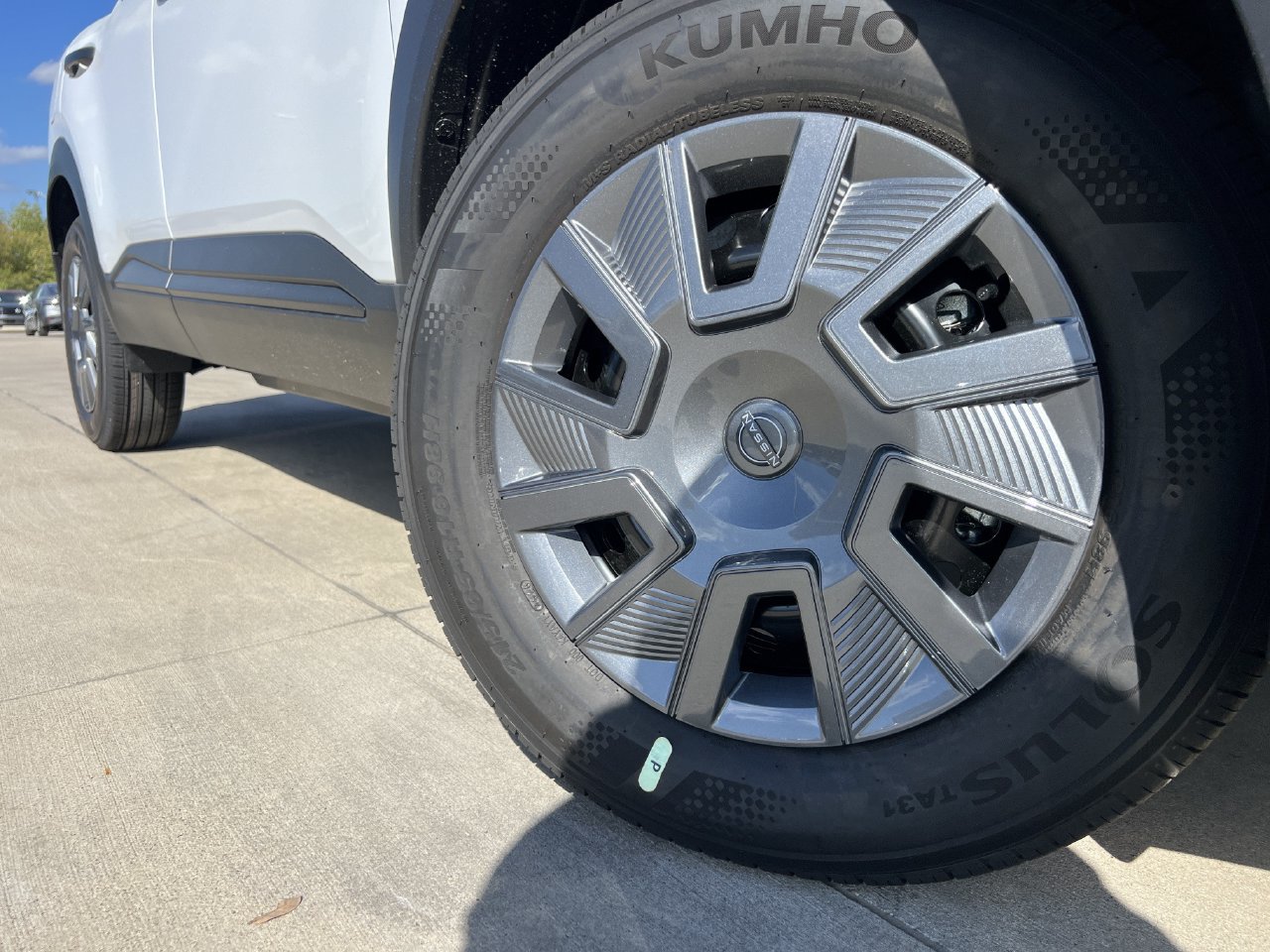 New 2027 Nissan Kicks S FWD image 6