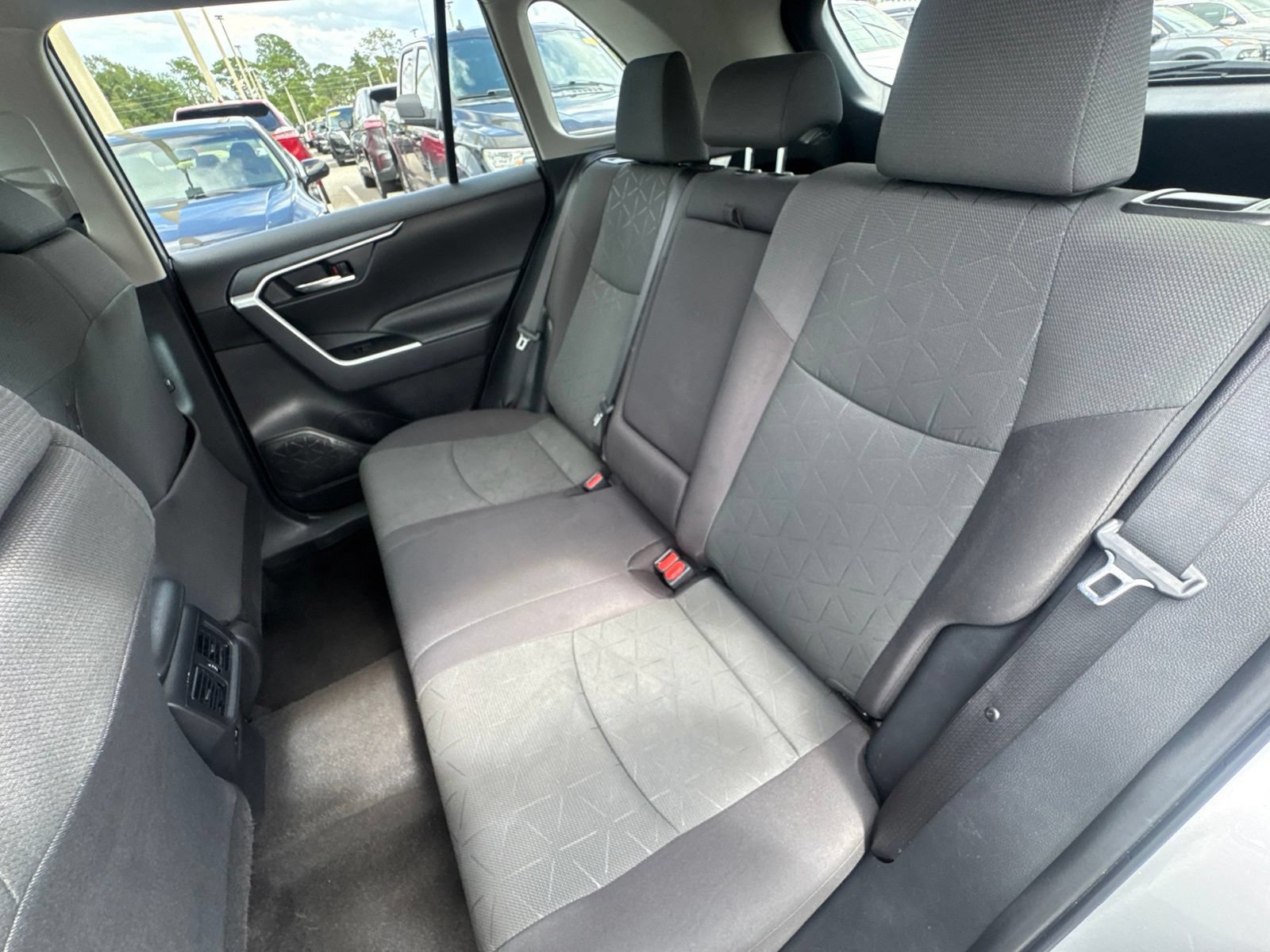 Used 2024 Toyota RAV4 XLE AWD/4WD image 19