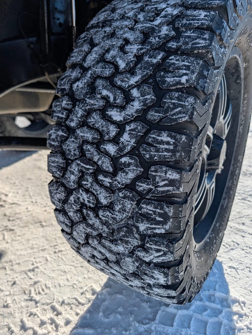 Used 2011 Jeep Wrangler Unlimited 70th Anniversary w/ Connectivity Group image 4