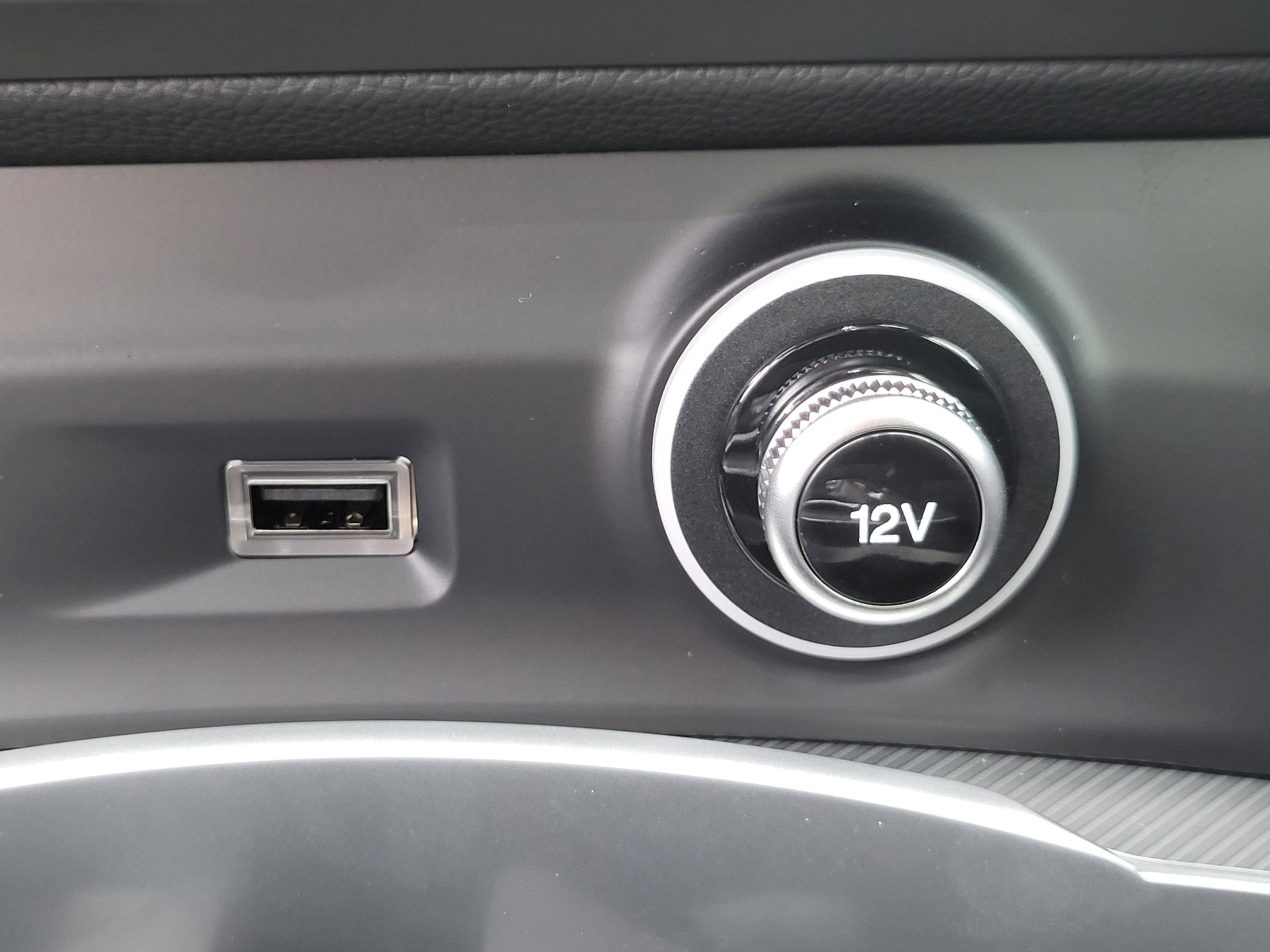 New 2025 Alfa Romeo Stelvio Sprint image 48