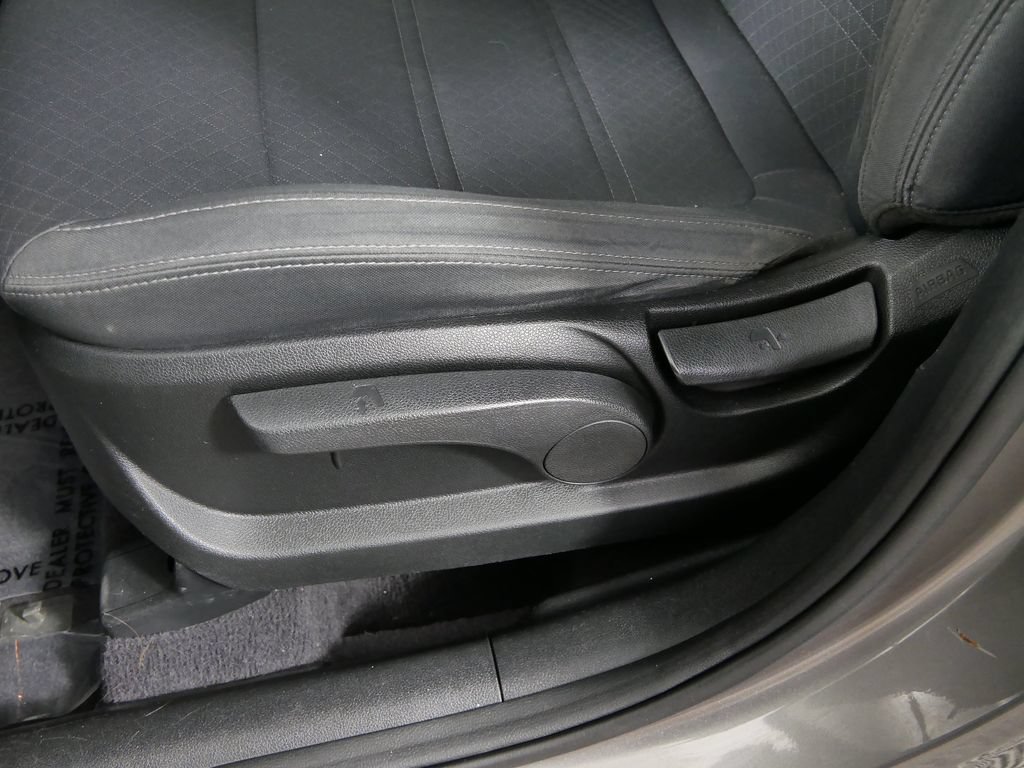 Used 2018 Kia Sorento AWD image 21