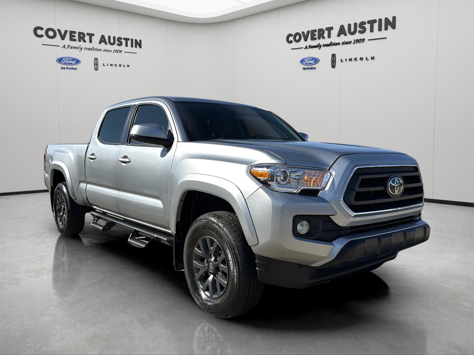 Used 2023 Toyota Tacoma SR5 image 7