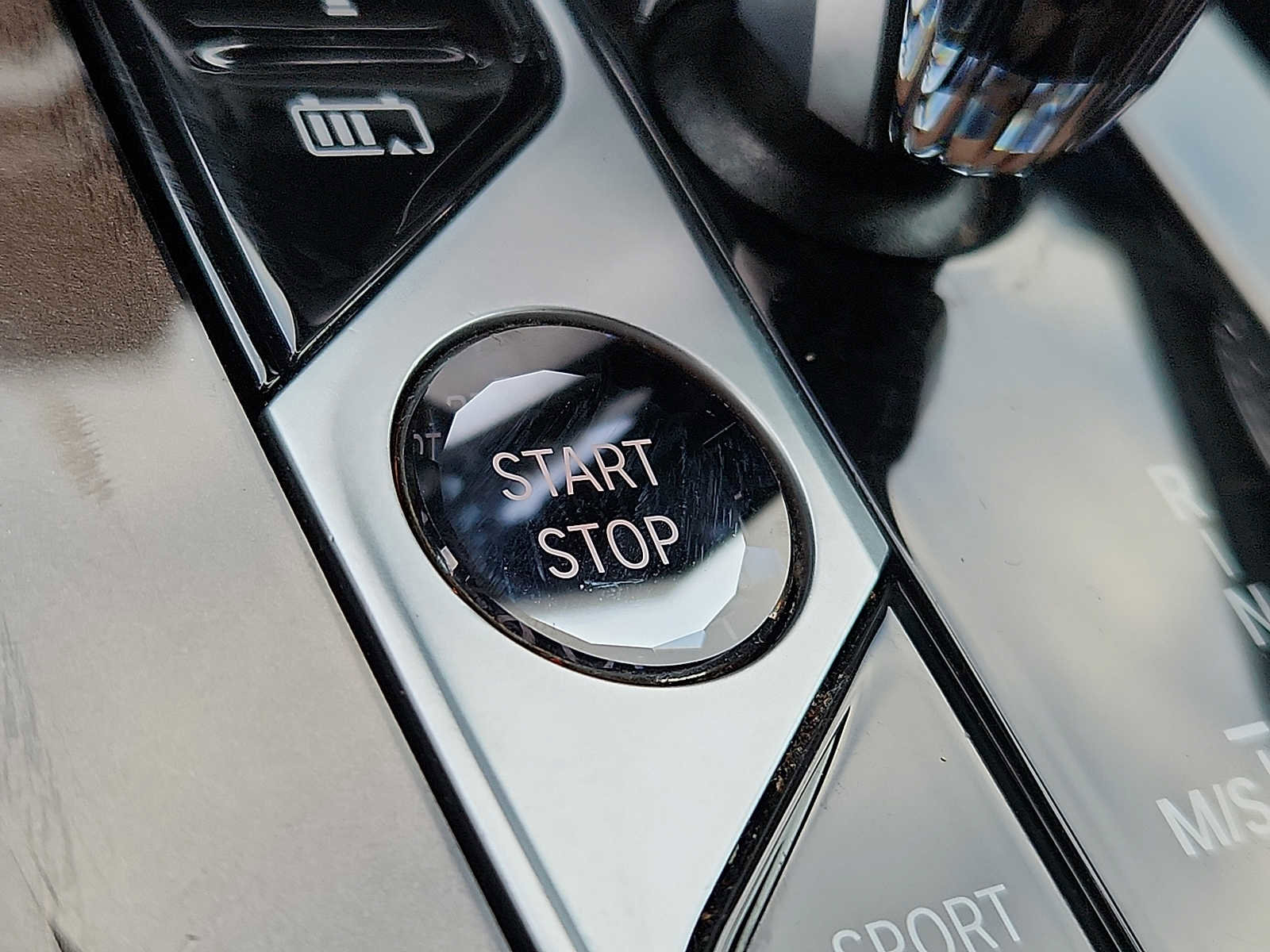 Certified 2022 BMW X5 xDrive45e image 24