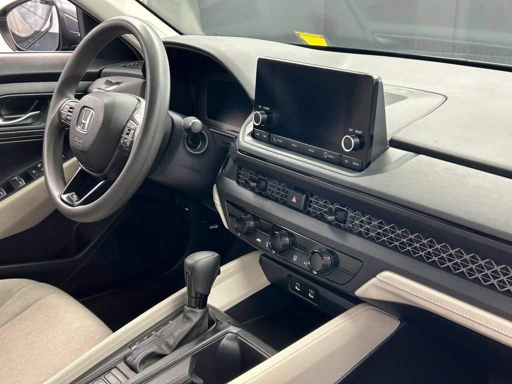 Used 2024 Honda Accord LX image 47