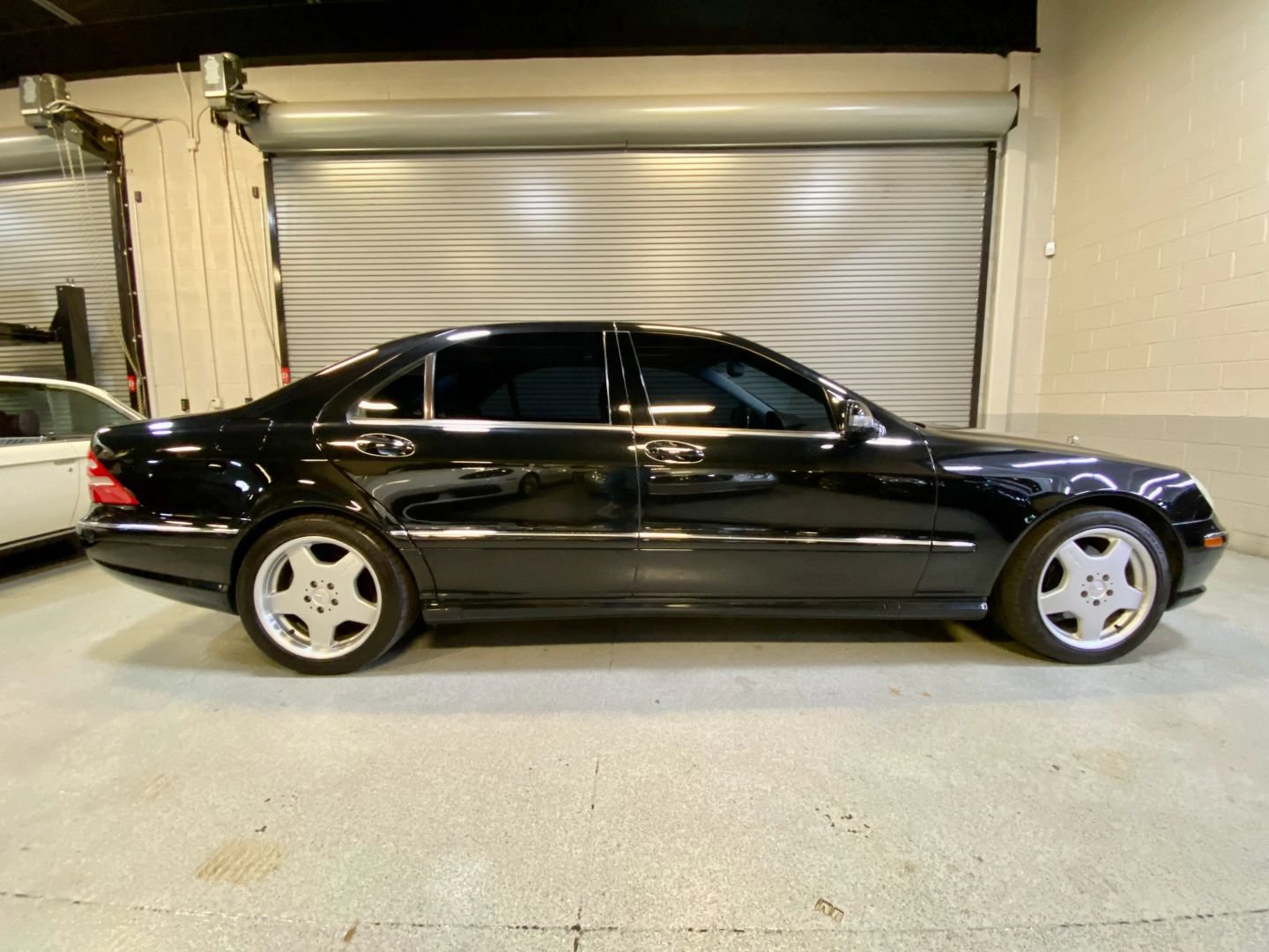 Used 2000 Mercedes-Benz S 500 image 12