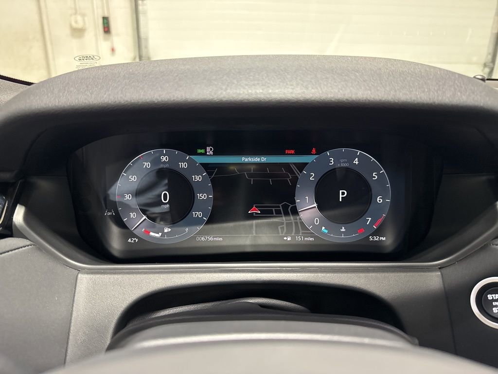 Used 2026 Land Rover Range Rover Velar S image 23