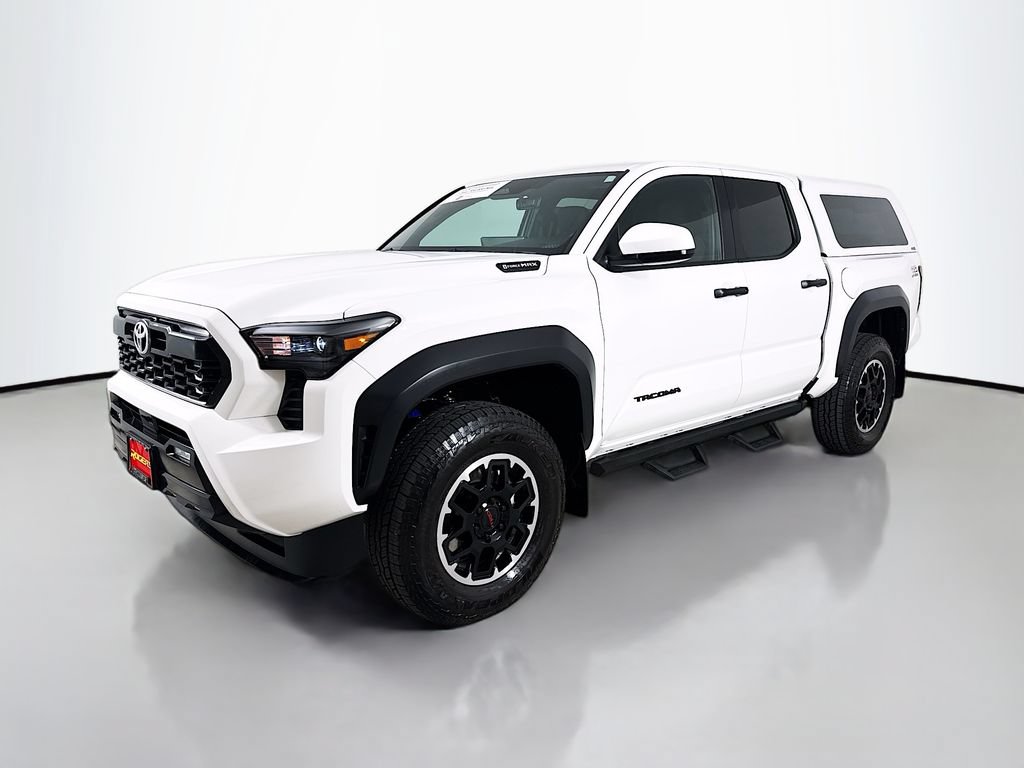 Certified 2024 Toyota Tacoma TRD Off-Road AWD/4WD image 3