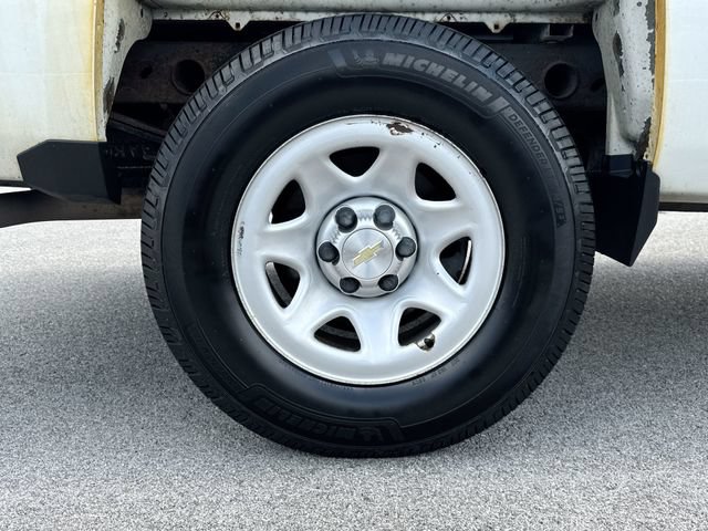 Used 2015 Chevrolet Silverado 1500 W/T RWD image 26