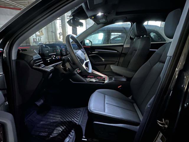 New 2025 Audi Q5 Premium w/ Convenience Package AWD/4WD image 7