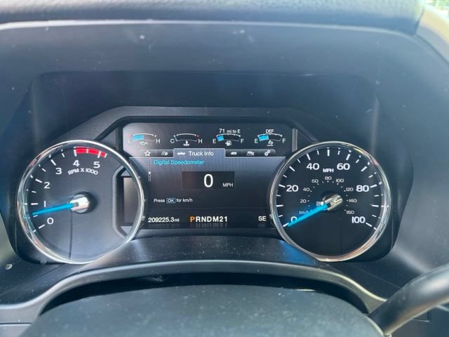 Used 2017 Ford F250 Lariat w/ Chrome Package AWD/4WD image 19