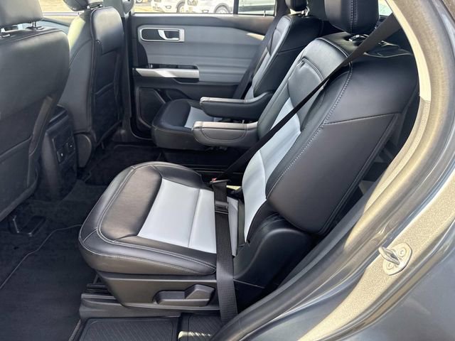 Certified 2022 Ford Explorer XLT w/ Equipment Group 202A image 20