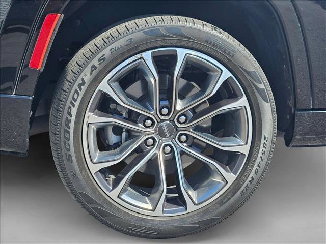 Used 2022 Jeep Grand Wagoneer Series III image 28